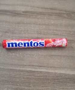 Pastilha Mentos Stick Frutas vermelhas